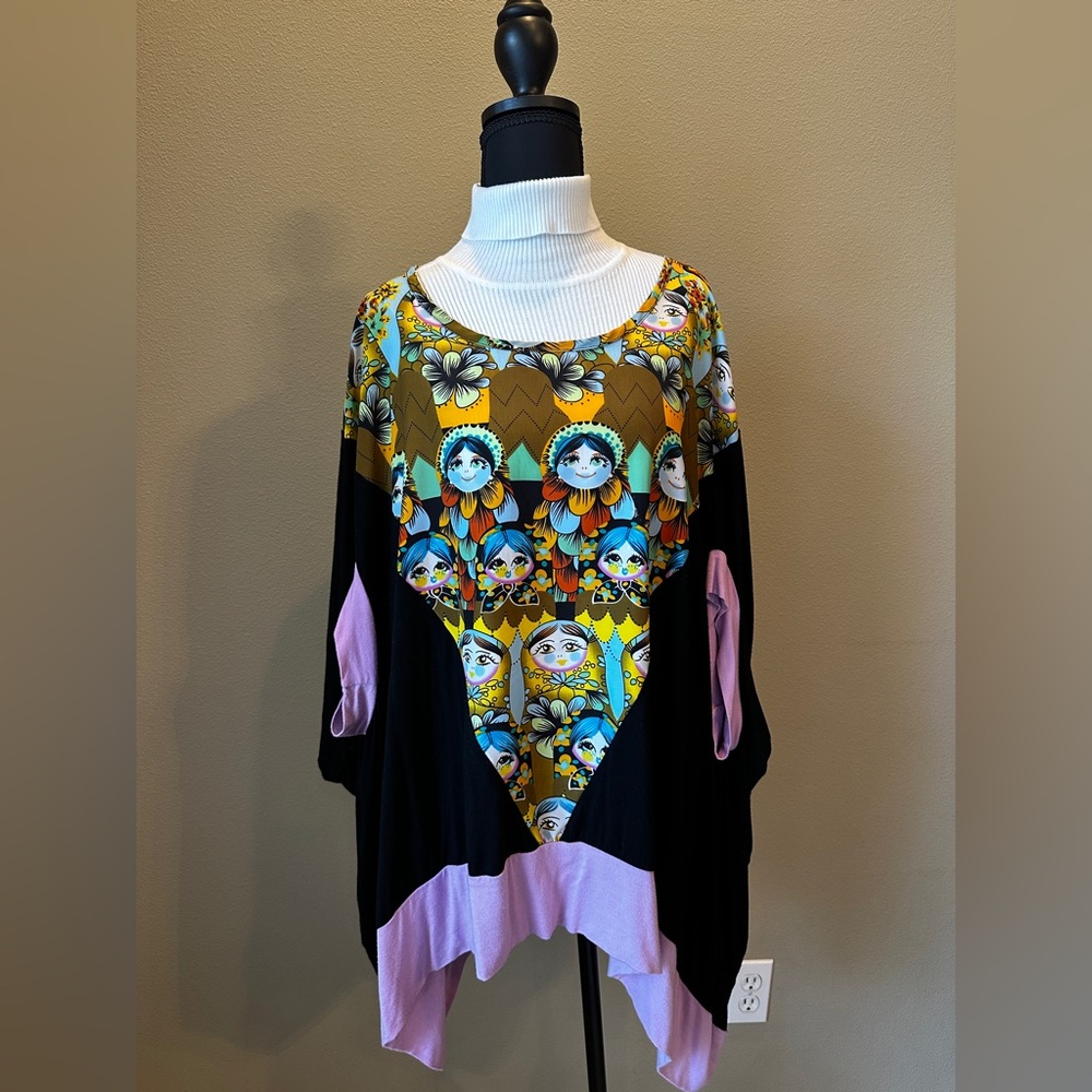Crazy Fish batwing cape/poncho-like top – Matryoshka Doll Print